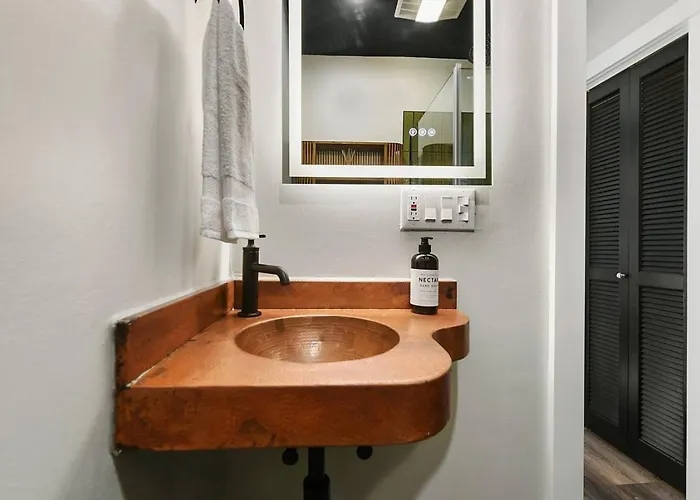 Hostwise - Grandview Studio, Skyline Views, Private Parking * Pittsburgh